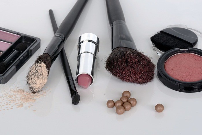 化粧品おすすめ人気ランキングTOP3・口コミ・種類と選び方