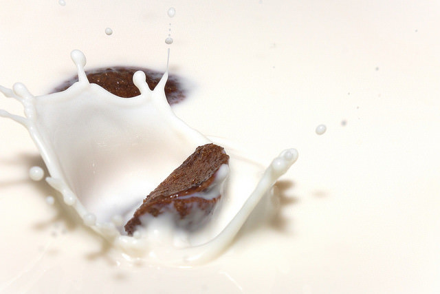 牛乳の糖質とカロリー、栄養素｜糖質制限中の牛乳はOK？
