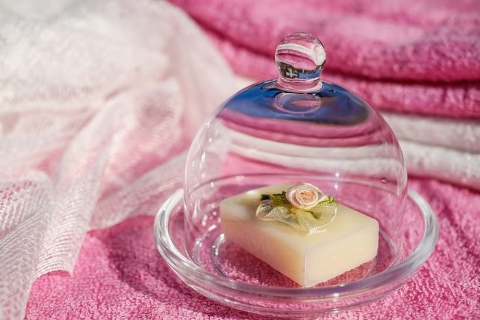 石鹸の香りのおすすめの香水・柔軟剤・ボディソープ・シャンプー