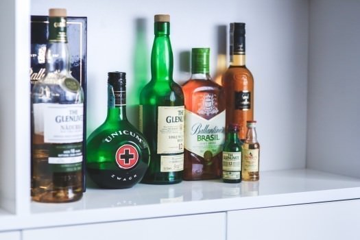 酒癖の種類・酒癖の悪い人の7つの特徴・酒癖の治し方
