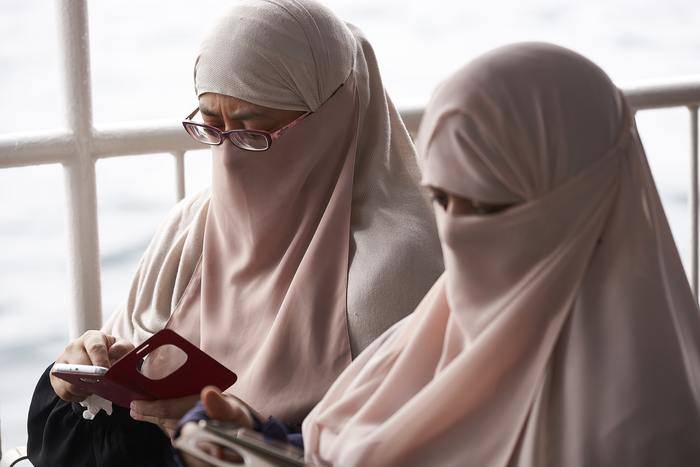 イスラム圏の女性の服装